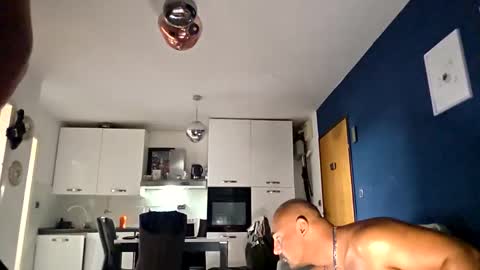 skinboys online show from 3, 11, 2025