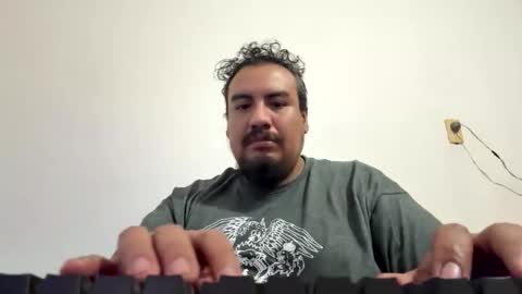 Elias online show from 4, 12, 2025