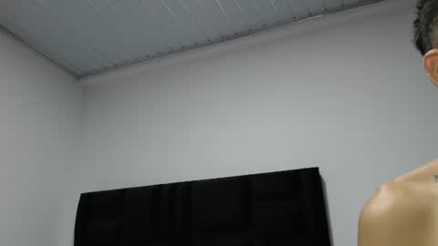 Snapshot of skinny_badboy chatting on 29, 12, 2024 E R O S online show from 29, 12, 2024
