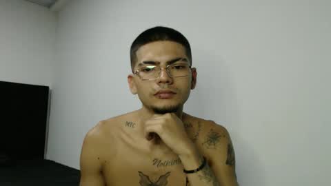 Snapshot of skinny_badboy chatting on 13, 2, 2026 E R O S online show from 13, 2, 2026