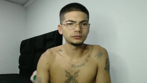 Snapshot of skinny_badboy chatting on 16, 2, 2026 E R O S online show from 16, 2, 2026