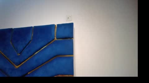 skinnyasssexyboobs online show from 26, 4, 2026