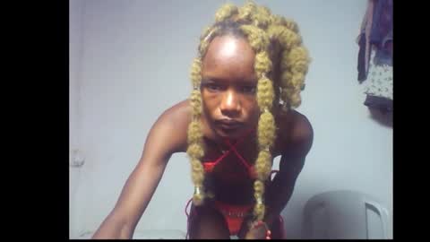 Linda independent model online show from 16, 12, 2025