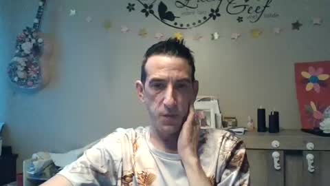 Snapshot of skinnybigcock2 chatting on 13, 7, 2026 SkinnyBigCock2 online show from 13, 7, 2026