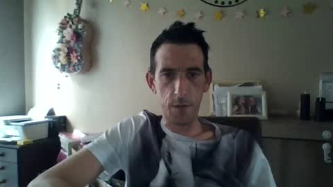 Snapshot of skinnybigcock2 chatting on 24, 7, 2026 SkinnyBigCock2 online show from 24, 7, 2026