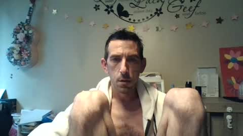 Snapshot of skinnybigcock2 chatting on 26, 7, 2026 SkinnyBigCock2 online show from 26, 7, 2026