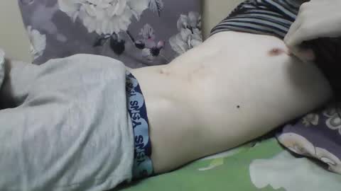 Snapshot of skinnycuteman chatting on 5, 2, 2025 skinnycuteb0y online show from 5, 2, 2025