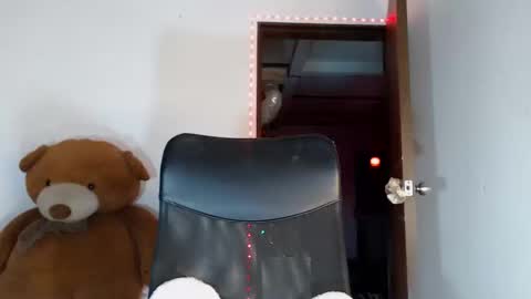 jesica online show from 16, 4, 2026