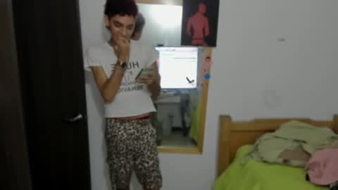 Snapshot of skinnypipe15 chatting on 21, 10, 2025 skinnypipe15 online show from 21, 10, 2025