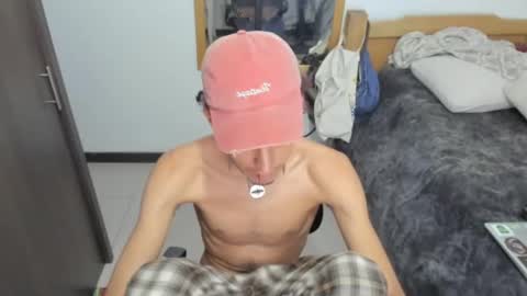 Snapshot of skinnypipe15 chatting on 7, 11, 2025 skinnypipe15 online show from 7, 11, 2025