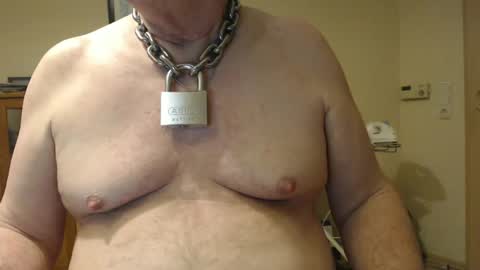 Snapshot of sklave_ol chatting on 1, 3, 2025 sklave_ol online show from 1, 3, 2025