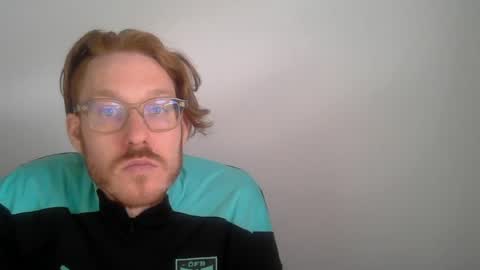 Snapshot of sklave_s chatting on 7, 8, 2026 sklave_s online show from 7, 8, 2026