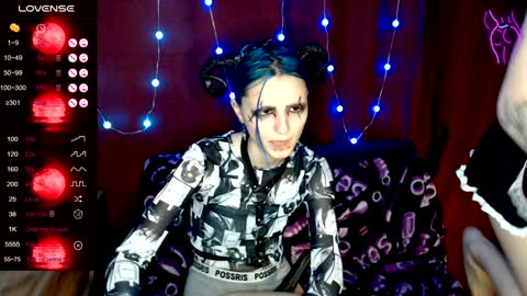 Snapshot of sky9669 chatting on 1, 12, 2024 Iska Im genderfluid theyheshenot use ht have reasons and Mia my t-gf sheher online show from 1, 12, 2024