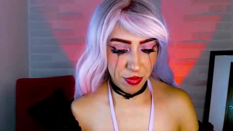 Snapshot of sky_girl1 chatting on 10, 12, 2024 Mile online show from 10, 12, 2024