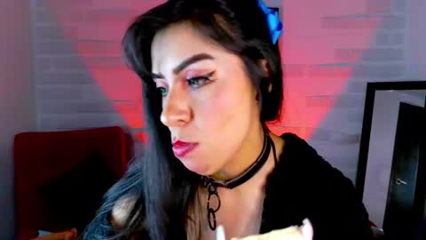 Snapshot of sky_girl1 chatting on 11, 12, 2024 Mile online show from 11, 12, 2024