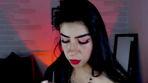 Snapshot of sky_girl1 chatting on 23, 12, 2024 Mile online show from 23, 12, 2024