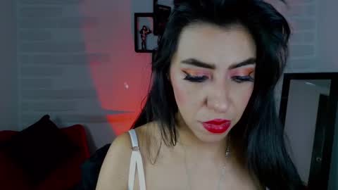 Snapshot of sky_girl1 chatting on 9, 1, 2025 Mile online show from 9, 1, 2025