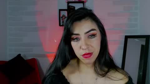 Snapshot of sky_girl1 chatting on 9, 1, 2025 Mile online show from 9, 1, 2025