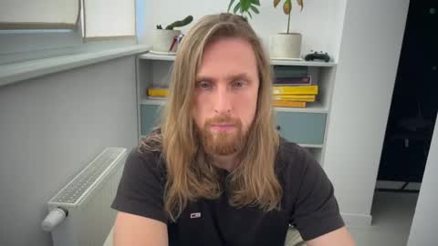 sky_guy25 online show from 17, 10, 2025