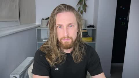 sky_guy25 online show from 30, 10, 2025