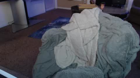 SKYLE   online show from 23, 1, 2025