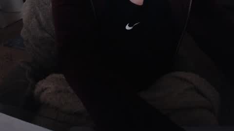 SKYLE   online show from 22, 2, 2025