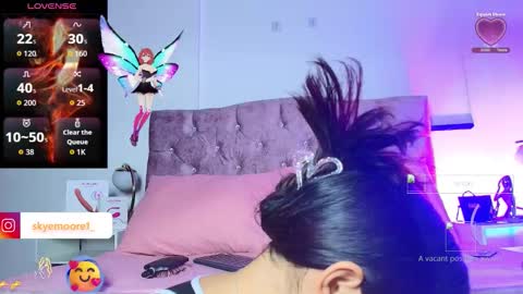 skye moore online show from 13, 11, 2025