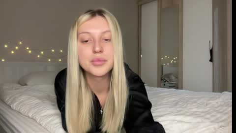 GARRY AND SOPHIA online show from 6, 2, 2025