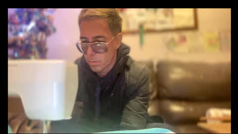 Snapshot of skyfly333 chatting on 4, 5, 2026 IAN HARD online show from 4, 5, 2026