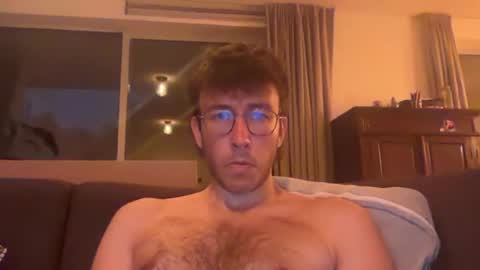 skyisthelimit1995 online show from 11, 6, 2026