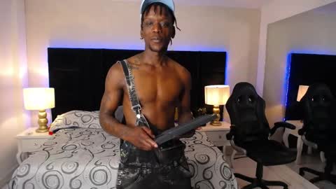 Snapshot of skylerbigxxx chatting on 15, 4, 2026 SKYLERBIGXXX online show from 15, 4, 2026