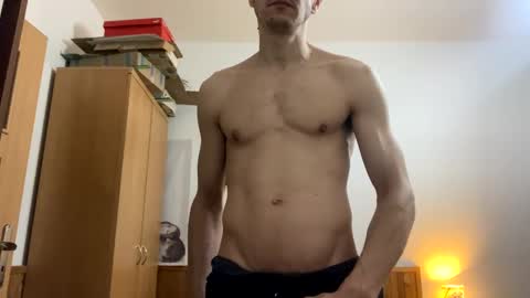 slabyhrac online show from 22, 2, 2025