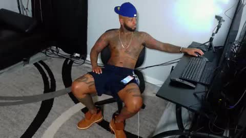 nasty twitter KASHCARTERATL online show from 13, 11, 2025