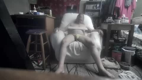 Snapshot of slavboypet chatting on 19, 5, 2026 slavboypet online show from 19, 5, 2026