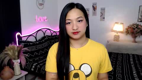 Queen Cyrine online show from 23, 9, 2025