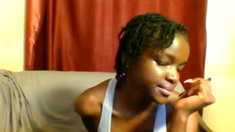 Snapshot of sleek_ass chatting on 25, 2, 2025 sleek_ass online show from 25, 2, 2025