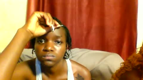Snapshot of sleek_ass chatting on 25, 2, 2025 sleek_ass online show from 25, 2, 2025