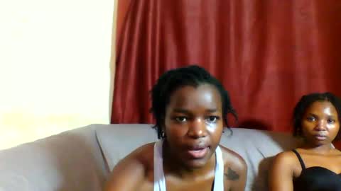 Snapshot of sleek_ass chatting on 4, 3, 2025 sleek_ass online show from 4, 3, 2025