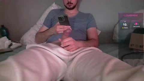 sleepless19 online show from 13, 4, 2026