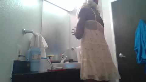 Bottmboitwink online show from 28, 11, 2025