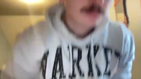 Snapshot of slickmass chatting on 6, 1, 2025 SlickMass online show from 6, 1, 2025