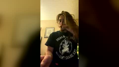 Snapshot of slicktrojan chatting on 9, 7, 2026 slicktrojan online show from 9, 7, 2026
