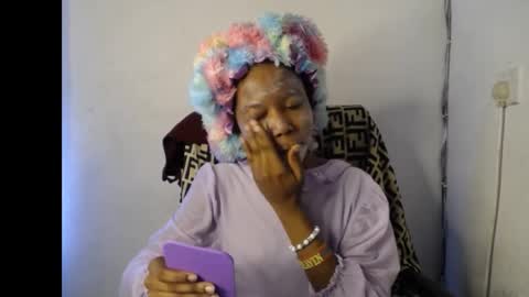 Snapshot of slim_ebonypet chatting on 30, 4, 2026 Crystal online show from 30, 4, 2026