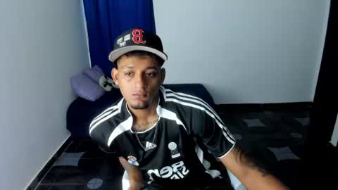 Snapshot of slim_master12 chatting on 6, 7, 2026 slim_master12 online show from 6, 7, 2026