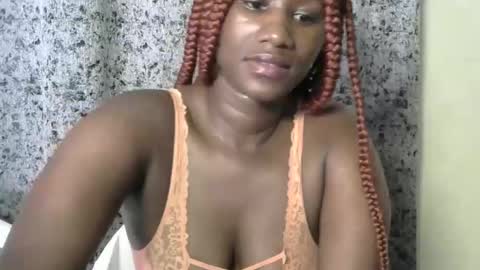 Snapshot of slimandthick1 chatting on 18, 10, 2025 slimandthick1 online show from 18, 10, 2025