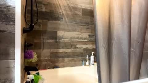 slmjjon online show from 20, 9, 2025