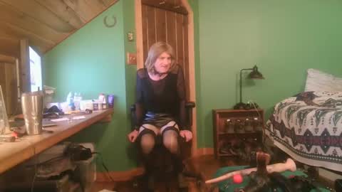 slutjennifertransxx online show from 24, 10, 2025