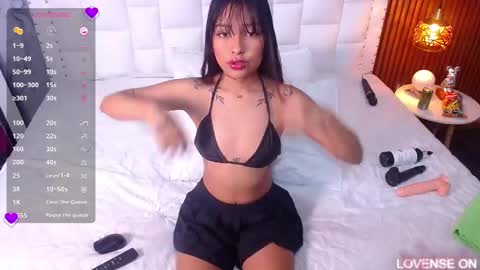 Snapshot of slutlittlecamila chatting on 11, 3, 2025 CAMILA online show from 11, 3, 2025