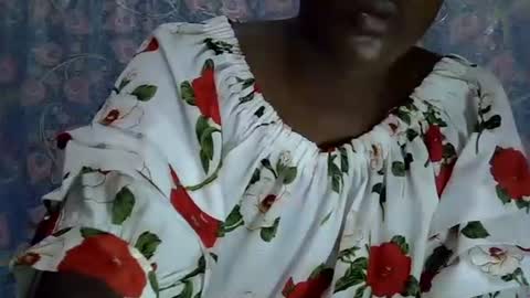 Snapshot of slutmeoutbb chatting on 23, 9, 2025 slutmeoutbb online show from 23, 9, 2025