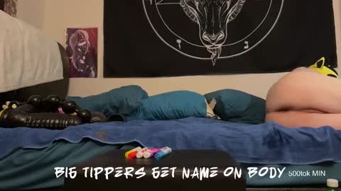 sluttranspup online show from 1, 3, 2026